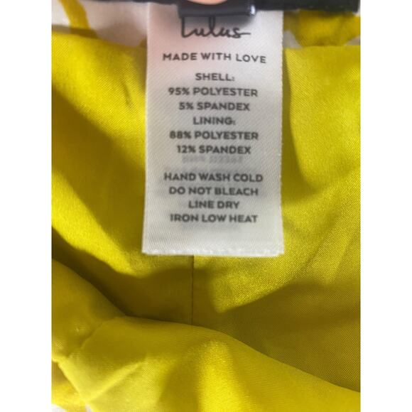 Lulu’s Yellow Animal Print Satin Wide-Leg Side Slit Pants Size Small - Picture 3 of 8